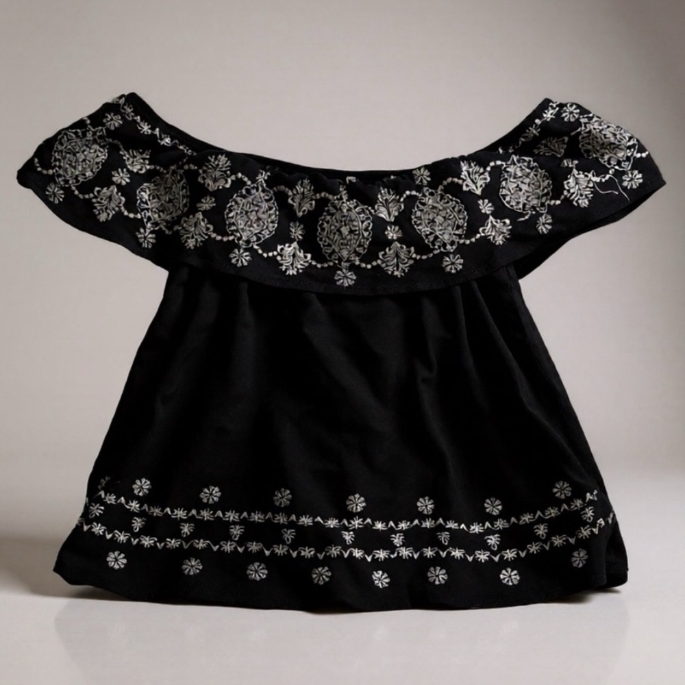 Alya Black Off-Shoulder Embroidered Blouse - Picture 2 of 4